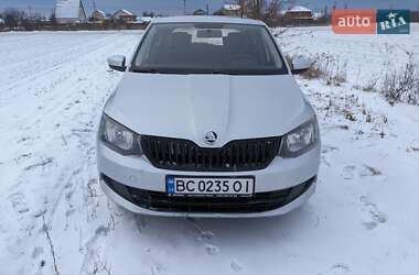 Хэтчбек Skoda Fabia 2015 в 