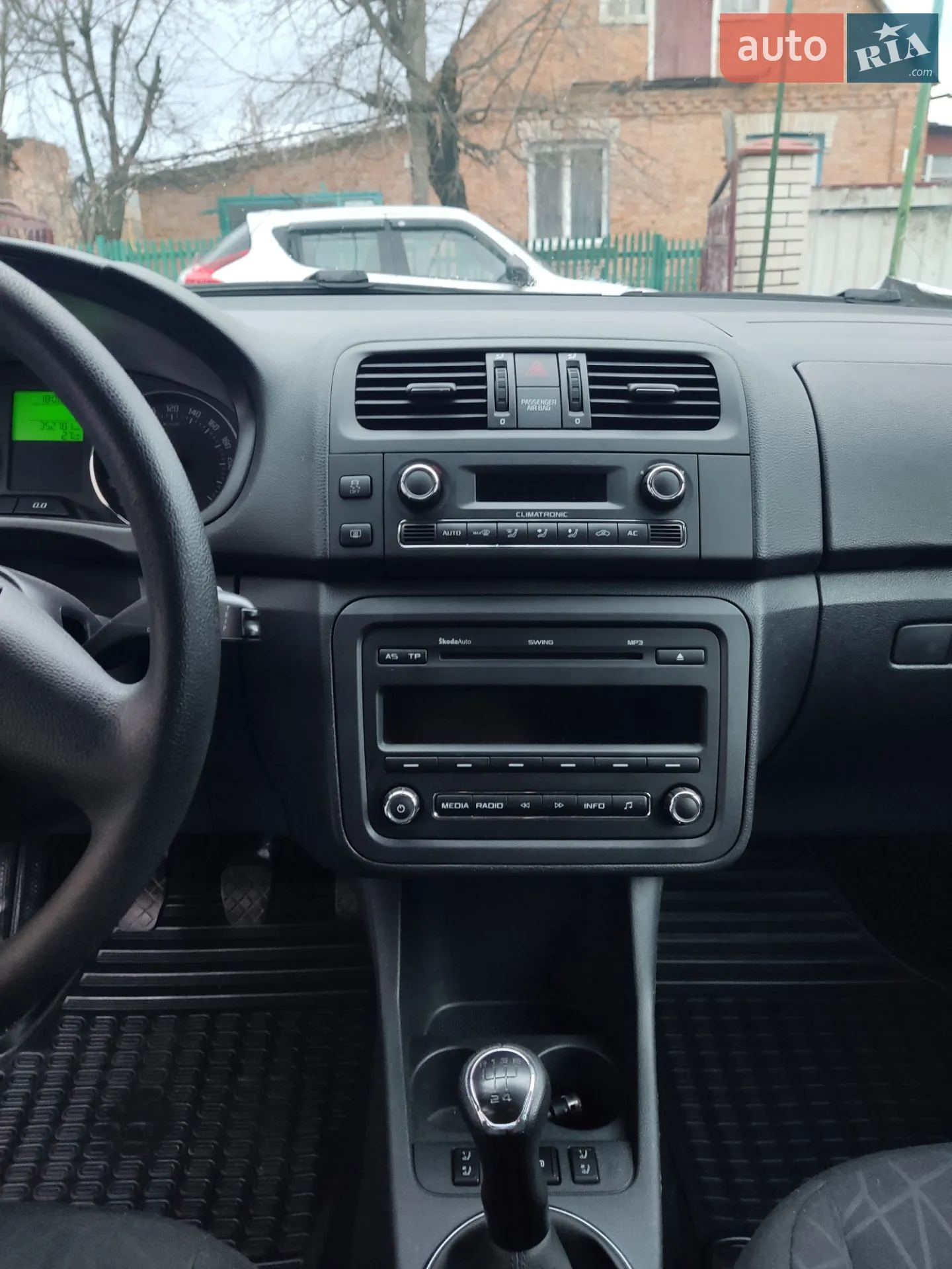 2012 Skoda Fabia - мініатюра 17