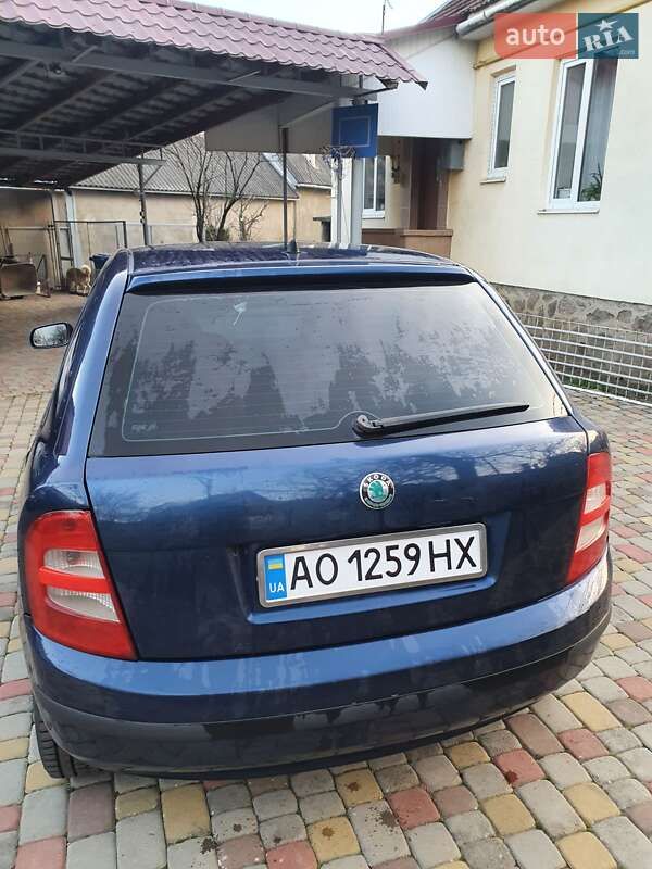 Хэтчбек Skoda Fabia 2000 в Ужгороде