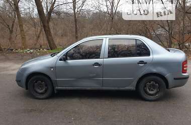 Седан Skoda Fabia 2002 в Полтаві