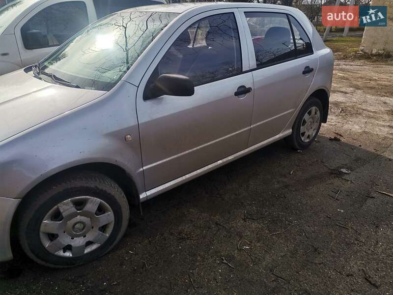 Хэтчбек Skoda Fabia 2007 в Долинской