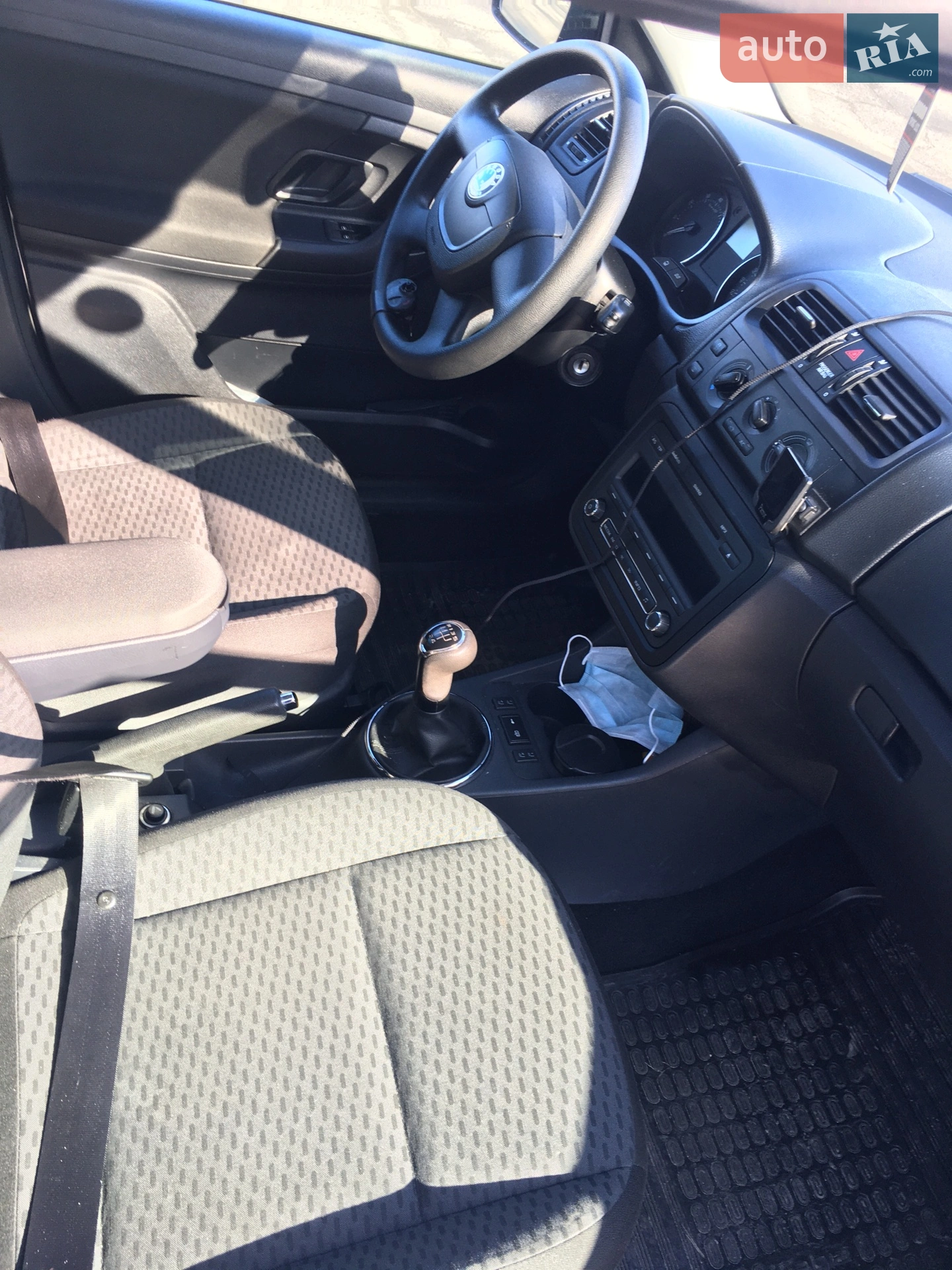 2011 Skoda Fabia - мініатюра 6