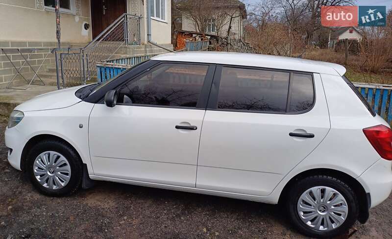 Хэтчбек Skoda Fabia 2011 в Чорткове