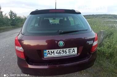 Универсал Skoda Fabia 2009 в Житомире