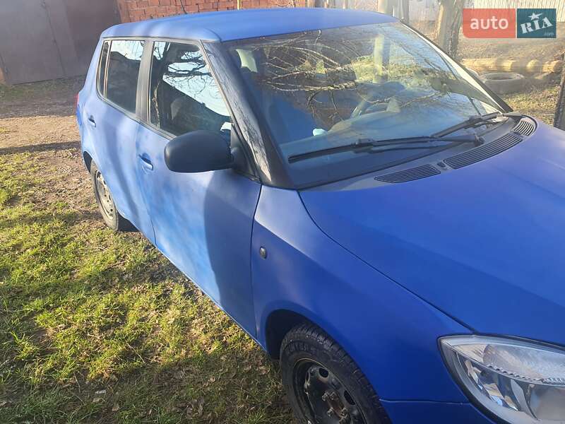 Хэтчбек Skoda Fabia 2010 в Хусте