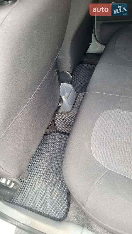 Універсал Skoda Fabia 2003 в Вінниці