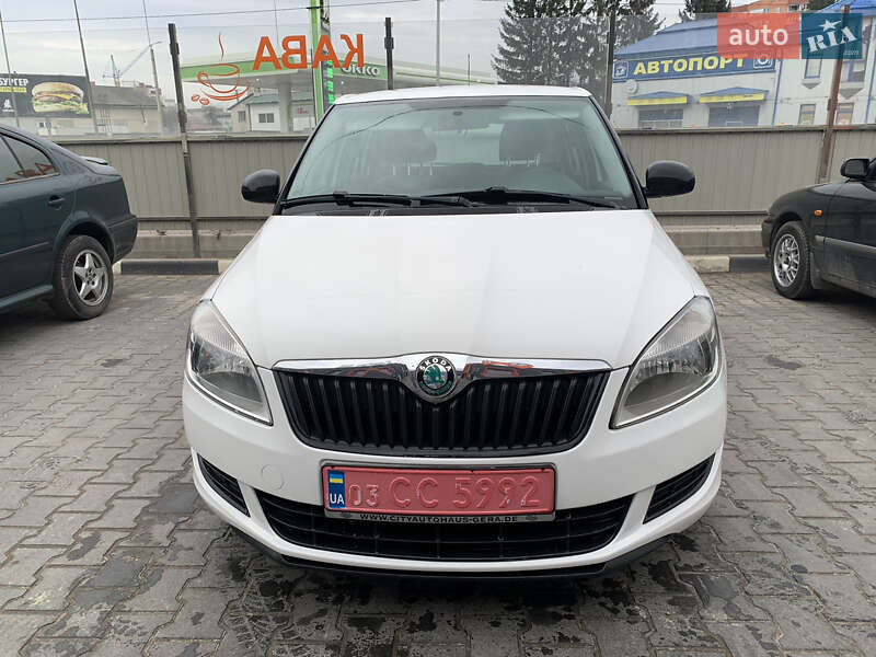 Универсал Skoda Fabia 2011 в Тернополе фото 3 Универсал Skoda Fabia 2011 в Тернополе