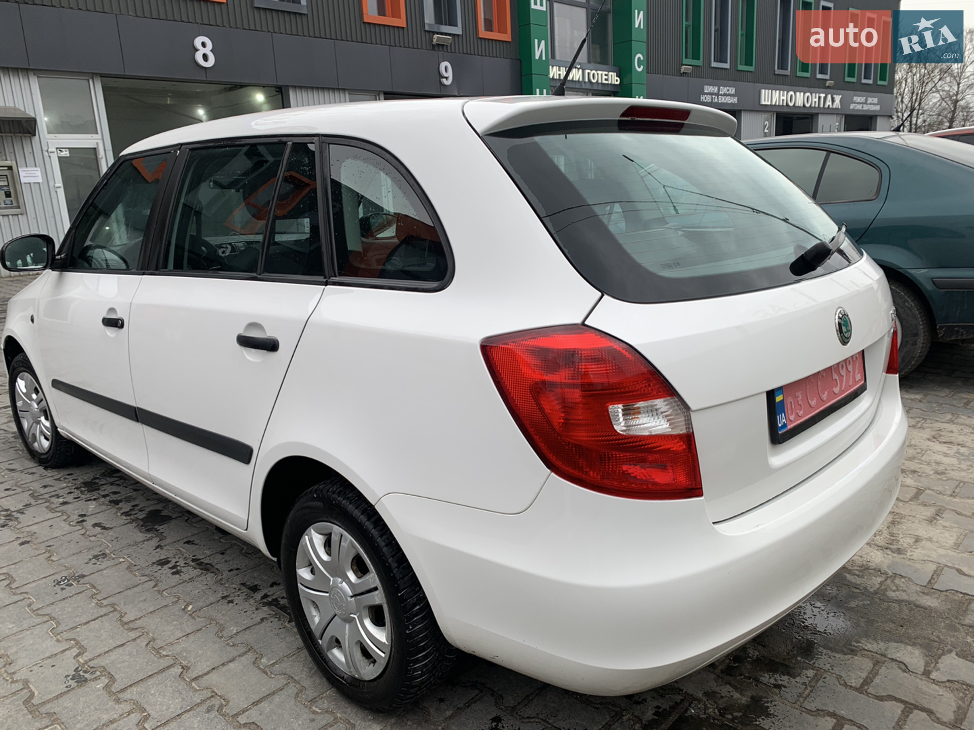2011 Skoda Fabia - мініатюра 6