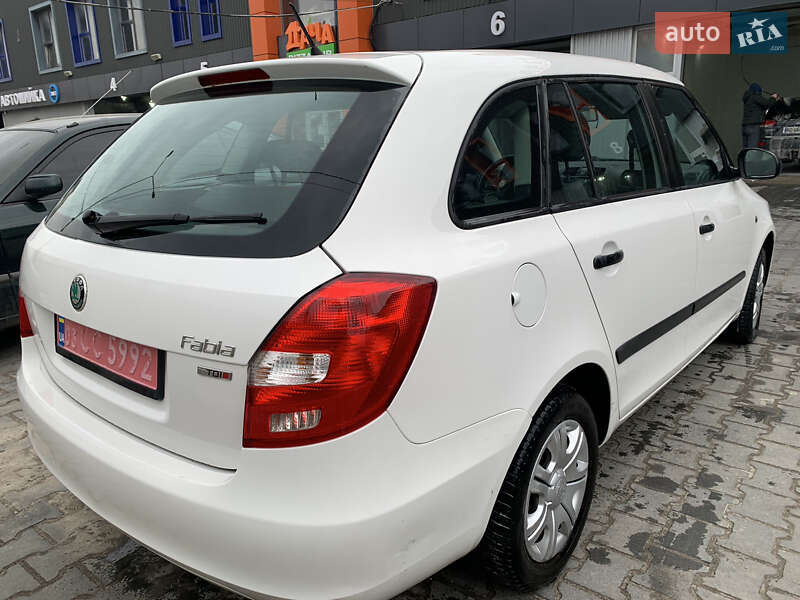 Универсал Skoda Fabia 2011 в Тернополе фото 10 Универсал Skoda Fabia 2011 в Тернополе
