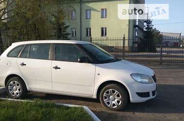 Універсал Skoda Fabia 2012 в Трускавці