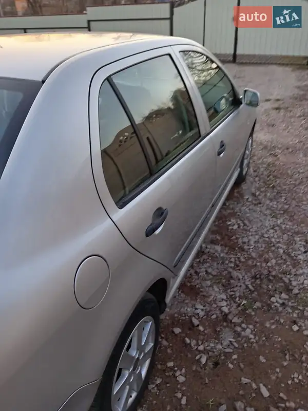 Skoda Fabia 2003 VIN TMBBD26Y333841934 фото оголошення 2 з 42