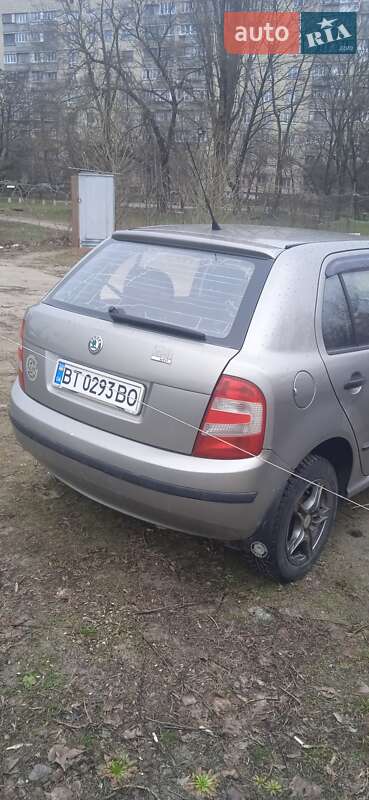 Хэтчбек Skoda Fabia 2006 в Киеве