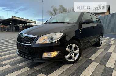 Универсал Skoda Fabia 2011 в Городке