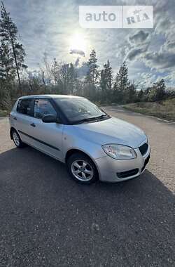 Хэтчбек Skoda Fabia 2009 в Переяславе