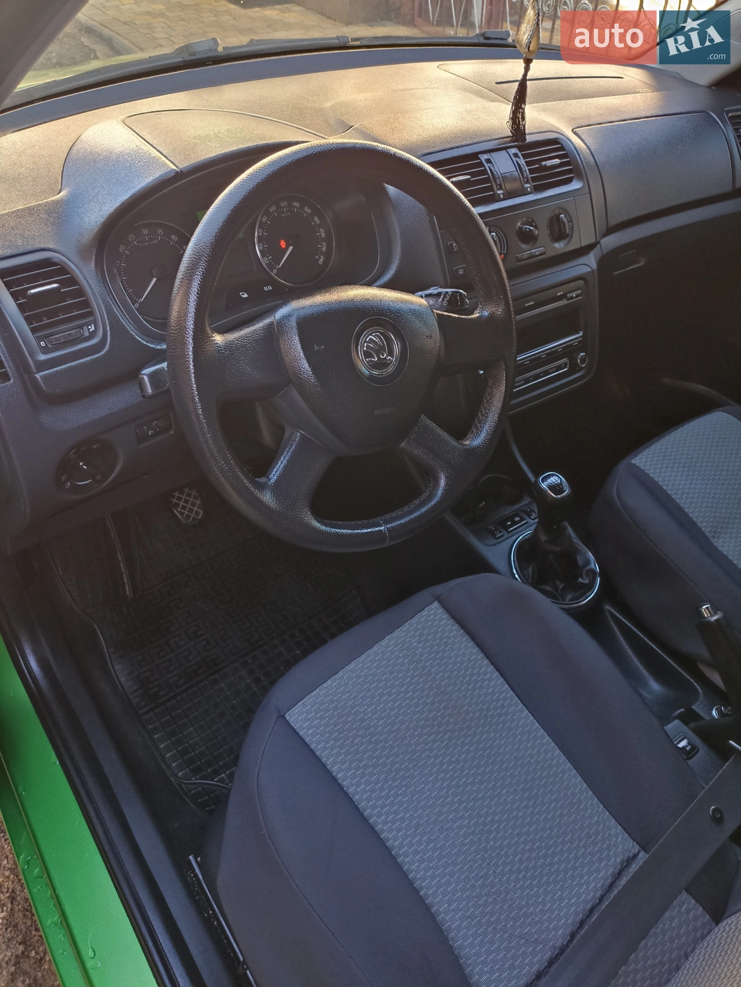 2013 Skoda Fabia - мініатюра 13