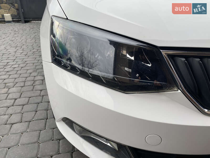 Універсал Skoda Fabia 2016 в Луцьку