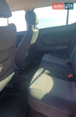 Хэтчбек Skoda Fabia 2011 в 