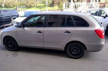 Универсал Skoda Fabia 2009 в Киеве