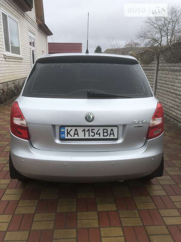 Хэтчбек Skoda Fabia 2007 в Носовке