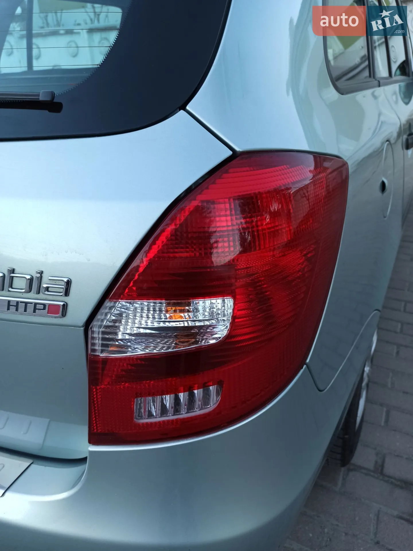 2010 Skoda Fabia - мініатюра 6