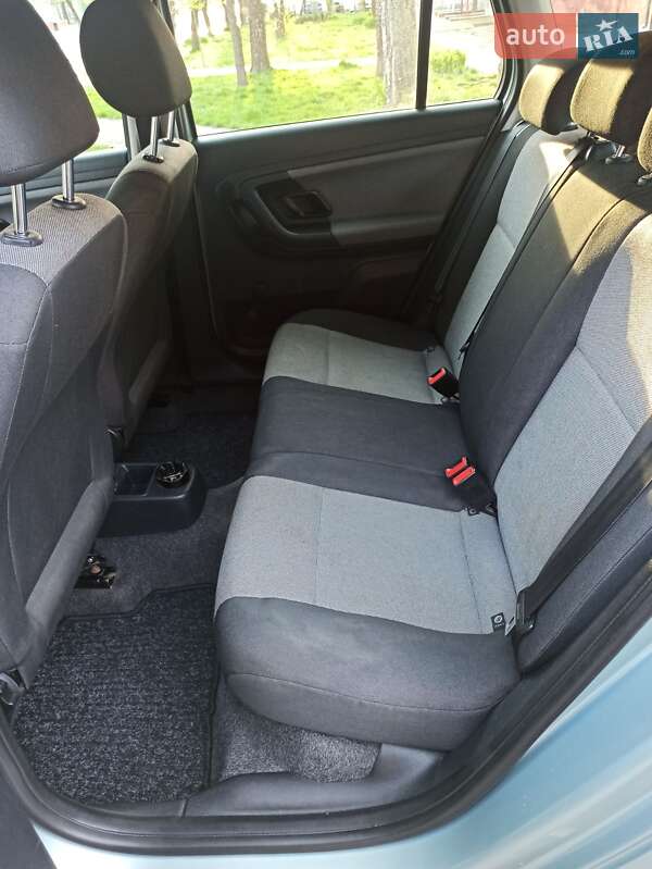 Універсал Skoda Fabia 2010 в Рівному