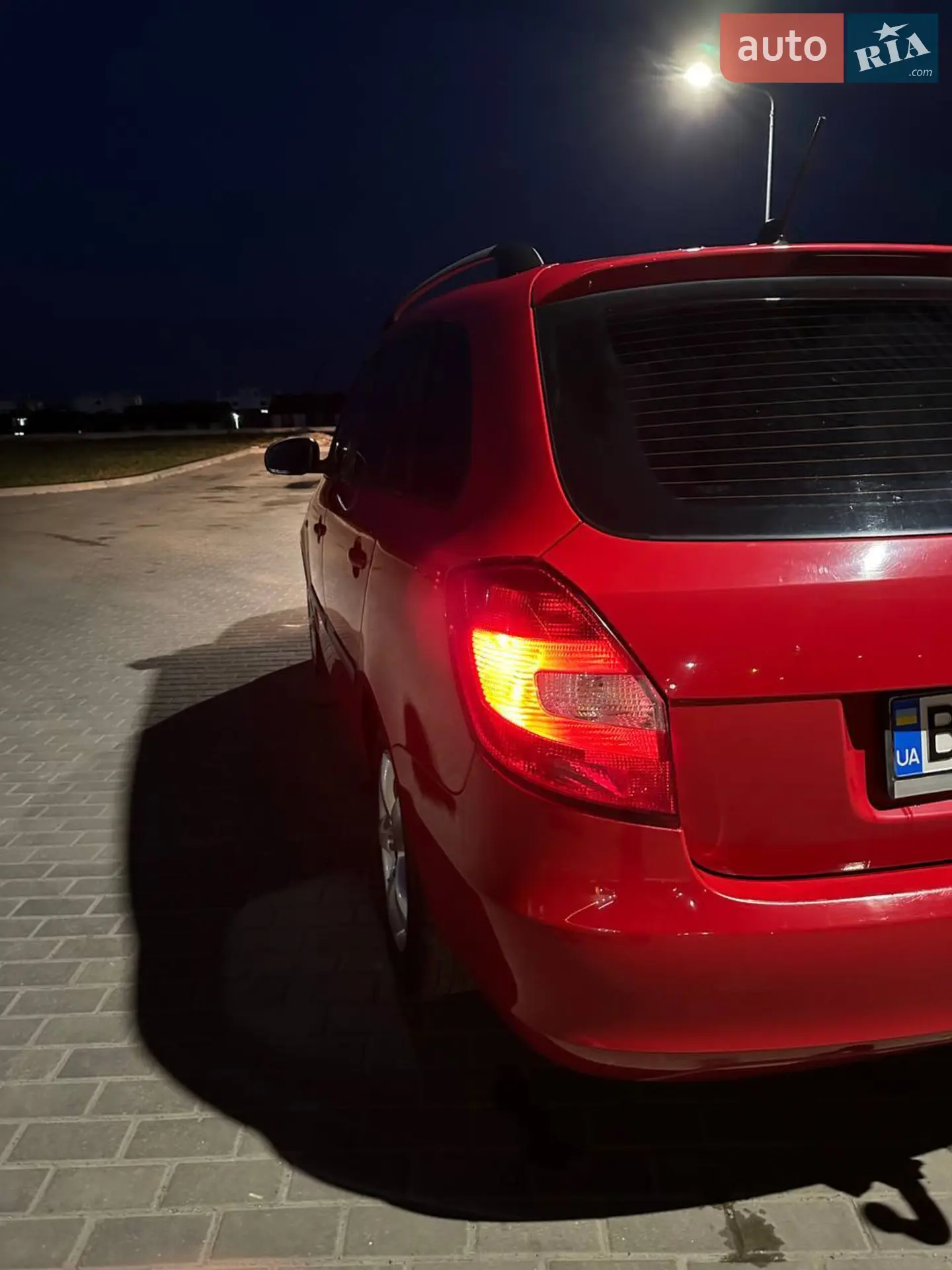 2011 Skoda Fabia - мініатюра 15