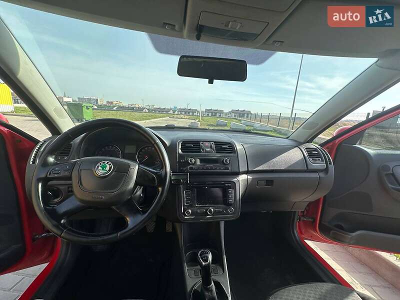 Універсал Skoda Fabia 2011 в Рівному