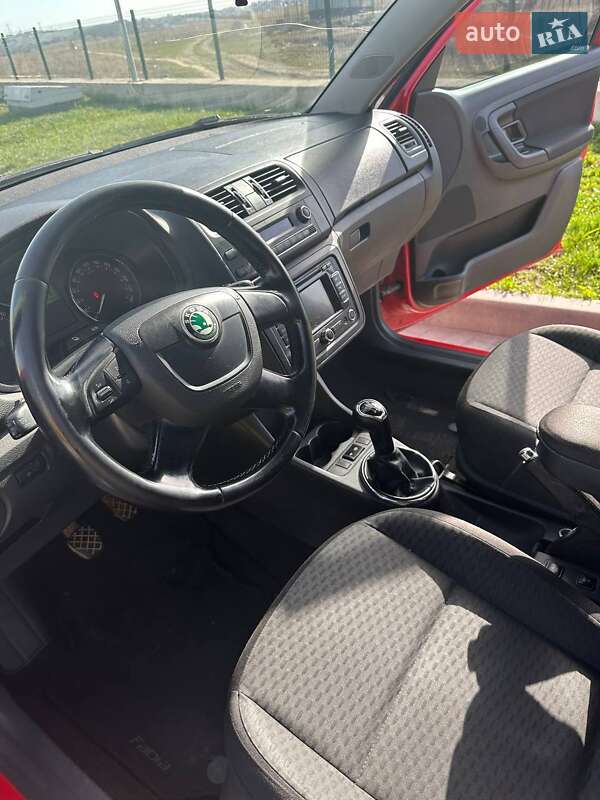 Універсал Skoda Fabia 2011 в Рівному