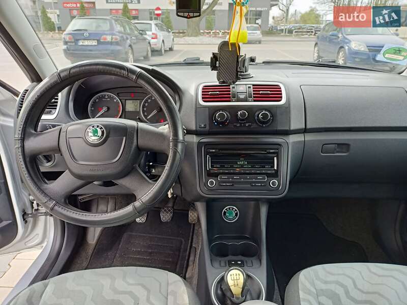 Універсал Skoda Fabia 2010 в Пустомитах
