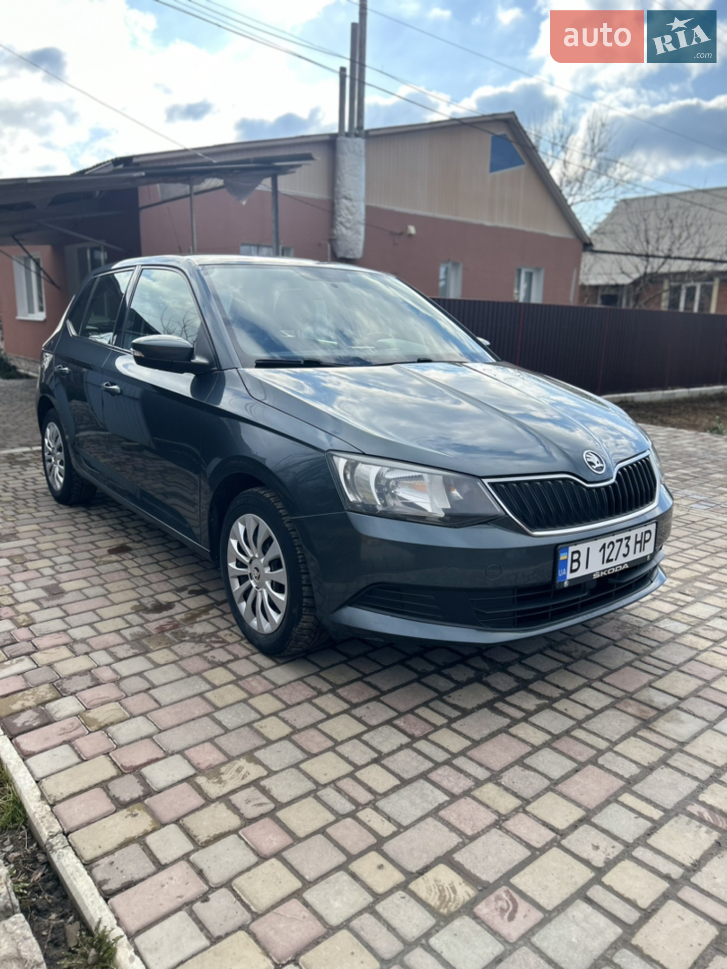 2017 Skoda Fabia - мініатюра 3
