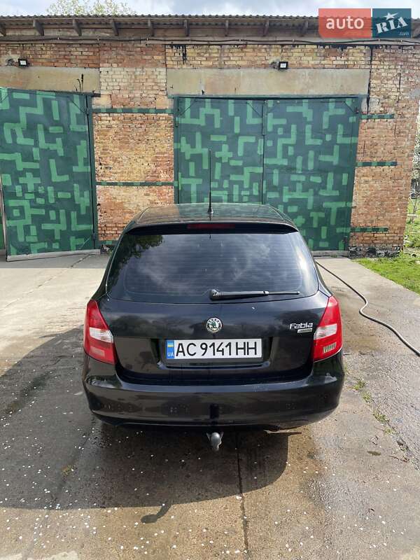 Універсал Skoda Fabia 2010 в Луцьку