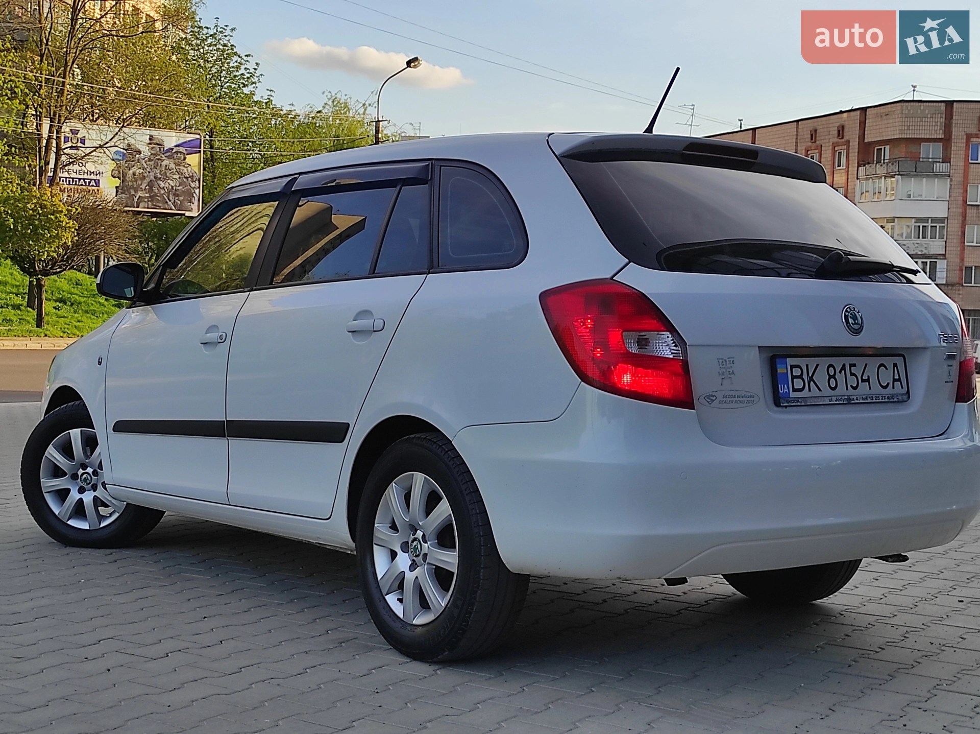2012 Skoda Fabia - мініатюра 12