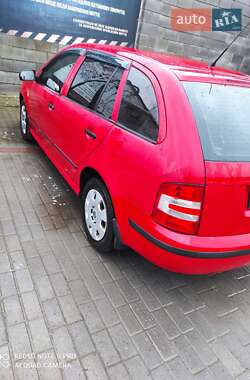 Універсал Skoda Fabia 2006 в Жовкві