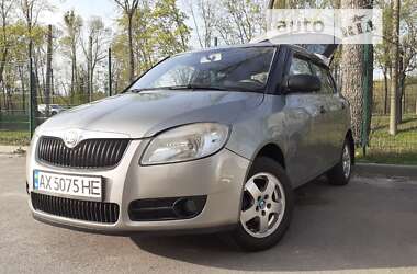 Хетчбек Skoda Fabia 2008 в Харкові