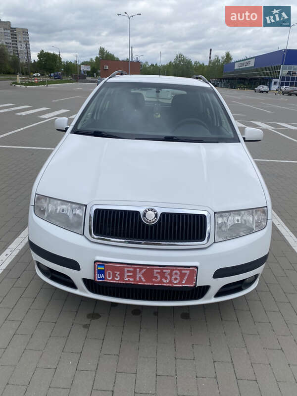 Універсал Skoda Fabia 2007 в Сумах