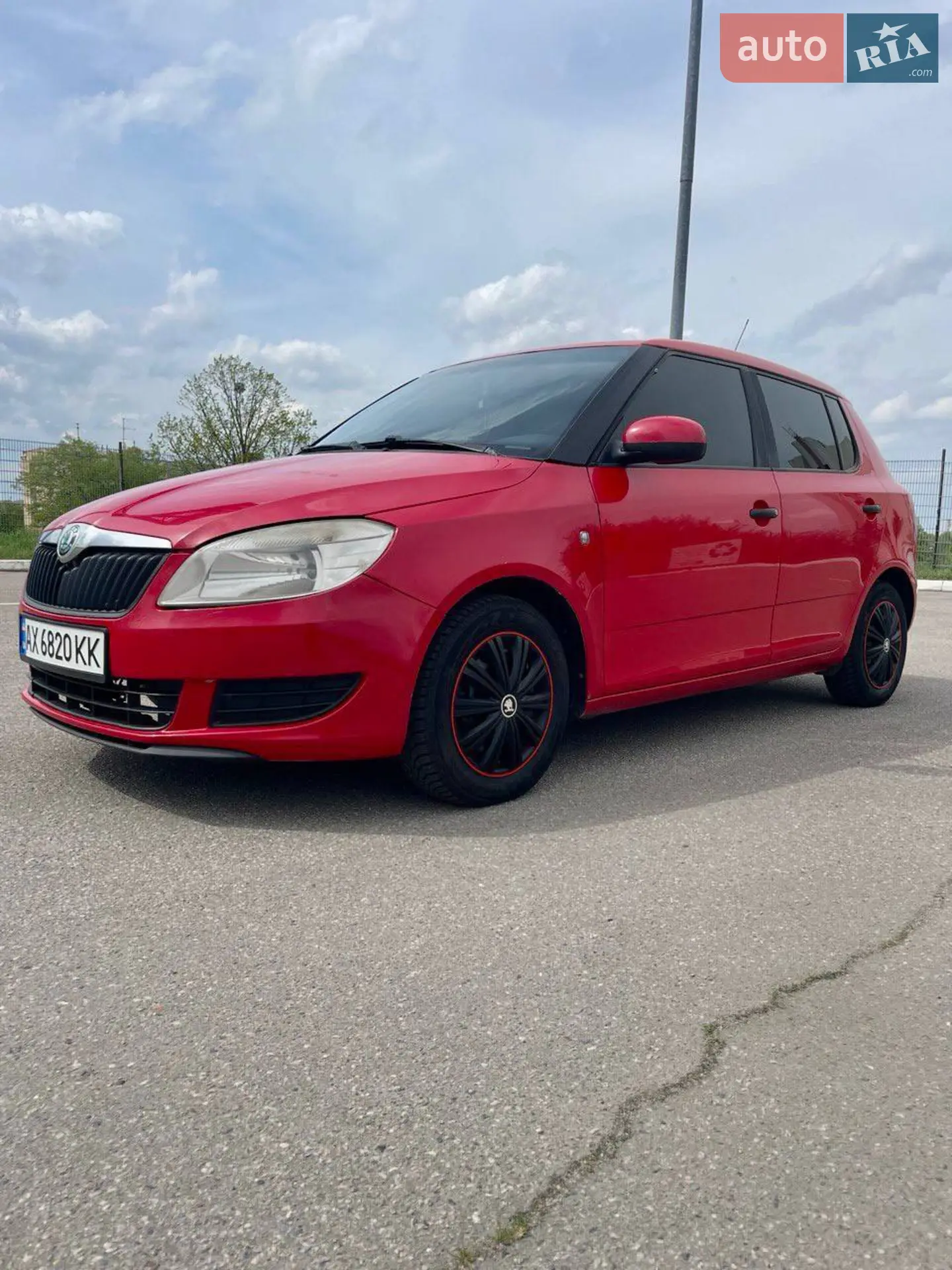 2011 Skoda Fabia - мініатюра 2
