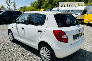 Хэтчбек Skoda Fabia 2011 в Иршаве