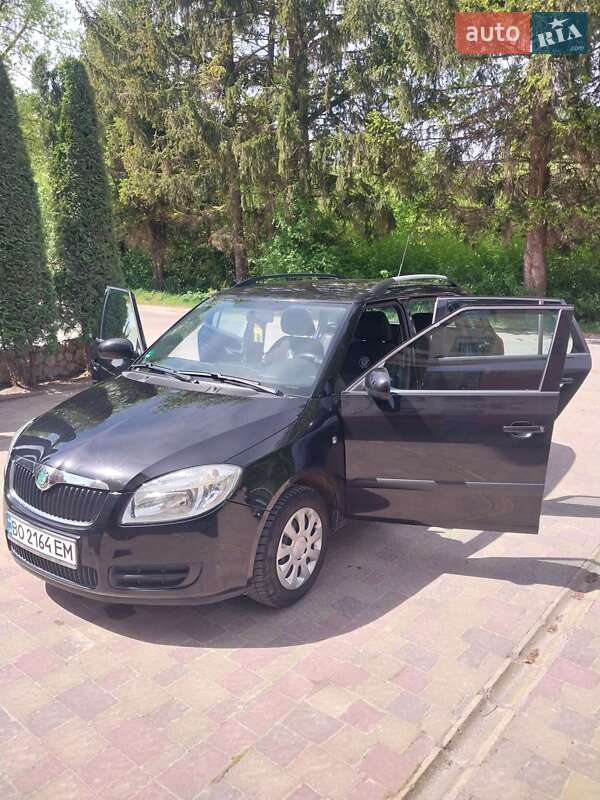 Універсал Skoda Fabia 2008 в Тернополі