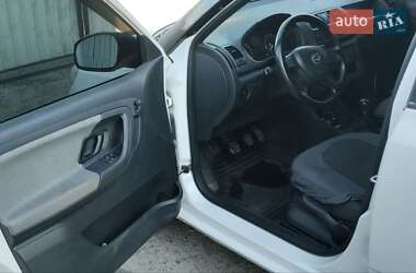 Хетчбек Skoda Fabia 2014 в Ладижині