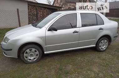 Седан Skoda Fabia 2005 в Рудки