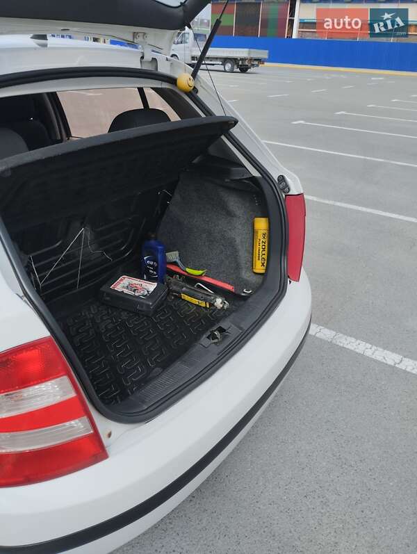 Хэтчбек Skoda Fabia 2006 в Каменец-Подольском фото 23 Хэтчбек Skoda Fabia 2006 в Каменец-Подольском