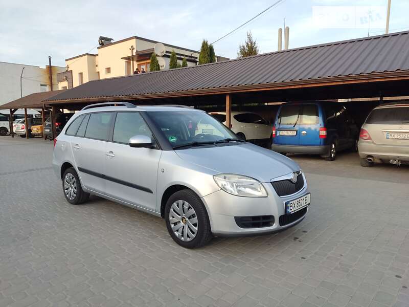 Универсал Skoda Fabia 2008 в Староконстантинове