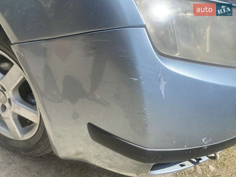 Универсал Skoda Fabia 2003 в Надворной