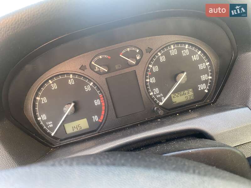 Универсал Skoda Fabia 2003 в Надворной