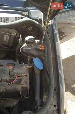 Хэтчбек Skoda Fabia 2006 в 