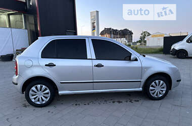 Хэтчбек Skoda Fabia 2002 в Тернополе