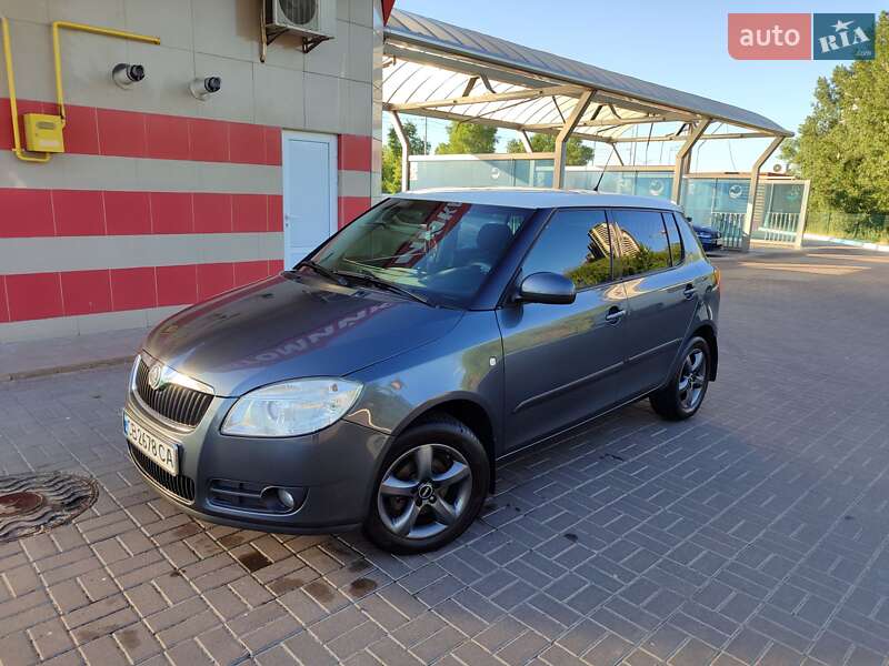 Хэтчбек Skoda Fabia 2008 в Киеве