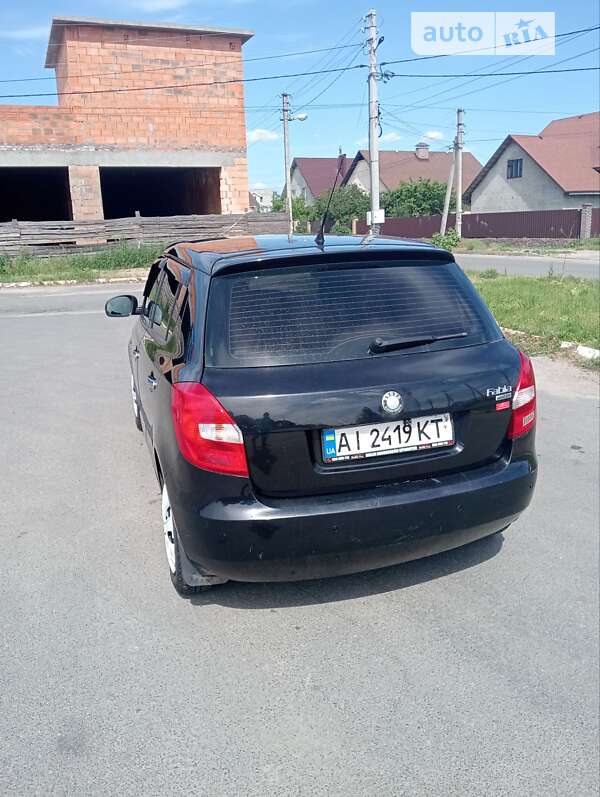 Хэтчбек Skoda Fabia 2008 в Буче