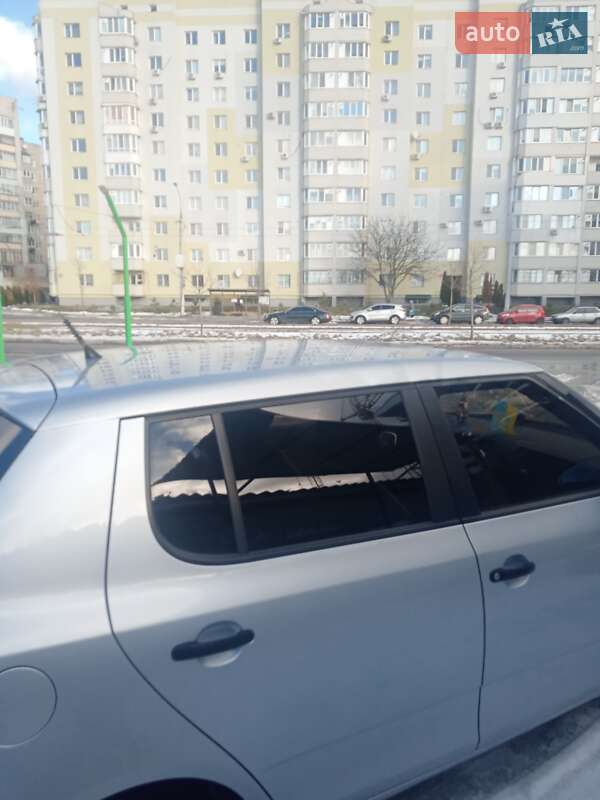 Хэтчбек Skoda Fabia 2012 в Виннице