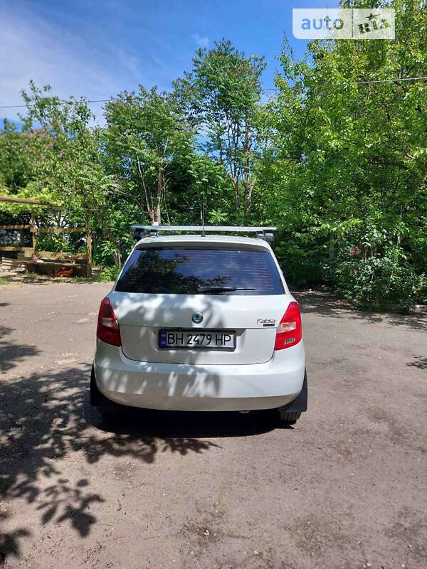 Хэтчбек Skoda Fabia 2010 в Измаиле